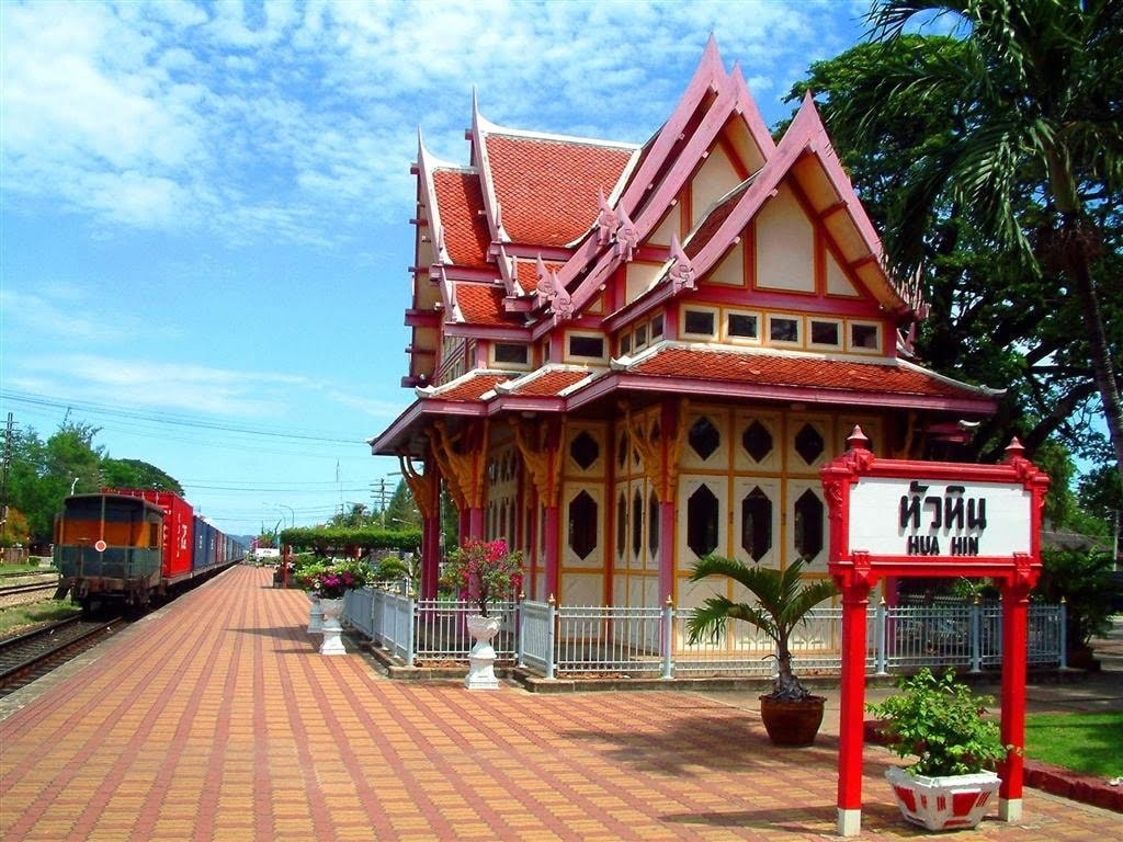 4 DAYS 3 NIGHT BANGKOK HUAHIN TOUR-min 4 DAYS 3 NIGHT BANGKOK HUAHIN TOUR-min