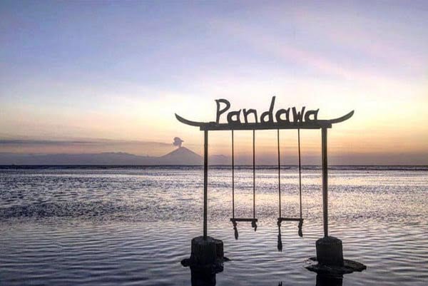 PAKET TOUR BALI 3D2N PANTAI PANDAWA
