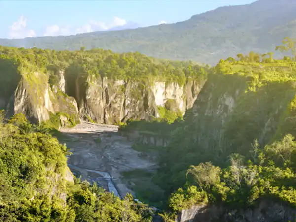 PAKET TOUR BATUSANGKAR - BUKITTINGGI 3D2N PAKET TOUR BATUSANGKAR - BUKITTINGGI 3D2N